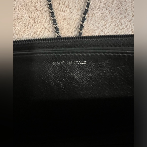 Host Pick Vintage Chanel Wallet on a Chain - Picture 6 of 17